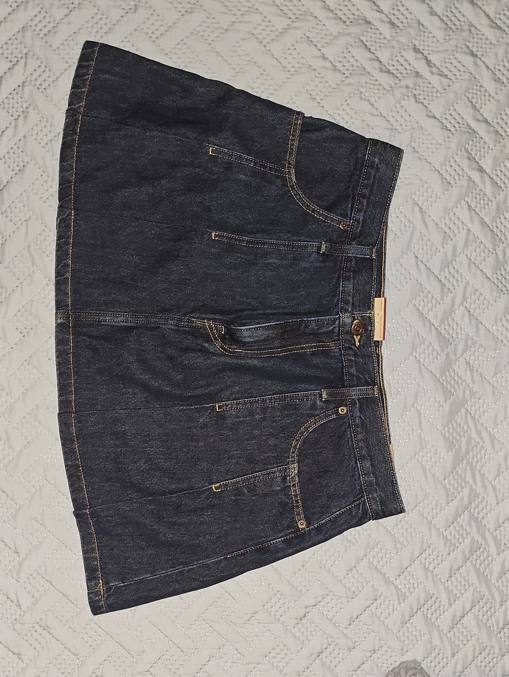 LEVIS Dark Wash Denim Mini Skirt SIZE 32